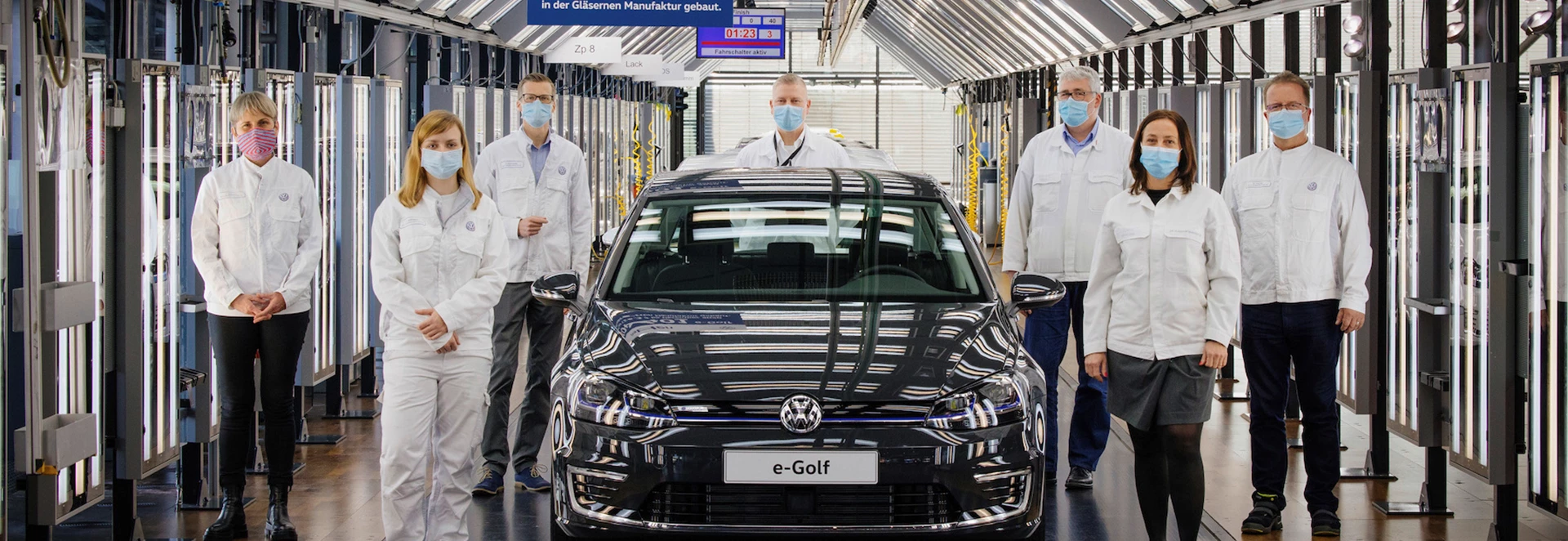 Final Volkswagen e-Golf rolls off production line as firm ramps up ID.3 